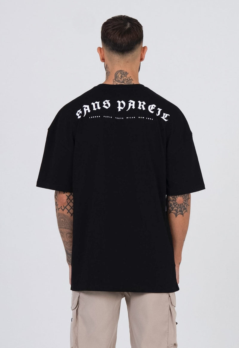 Graphic T-shirt - Black - Sans Pareil Clothing